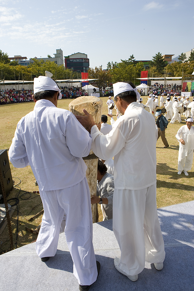 IMG_2011_개막공연벅수제04_(제52회_한국민속예술축제).jpg