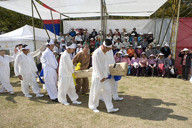 IMG_2011_개막공연벅수제08_(제52회_한국민속예술축제).jpg