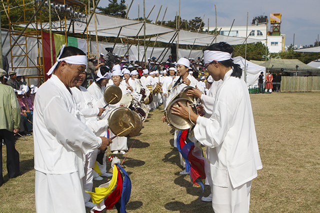 IMG_2011_개막공연벅수제11_(제52회_한국민속예술축제).jpg