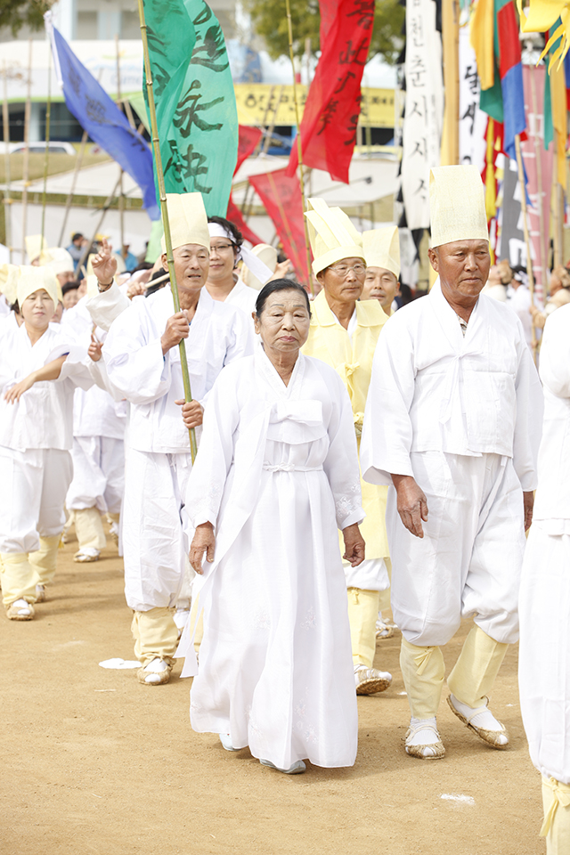 IMG_2012_입장식_(제53회_한국민속예술축제)_28.jpg