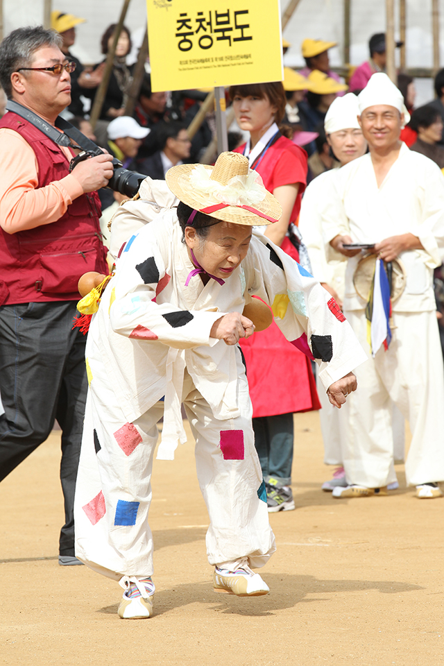 IMG_2012_입장식_(제53회_한국민속예술축제)_91.jpg