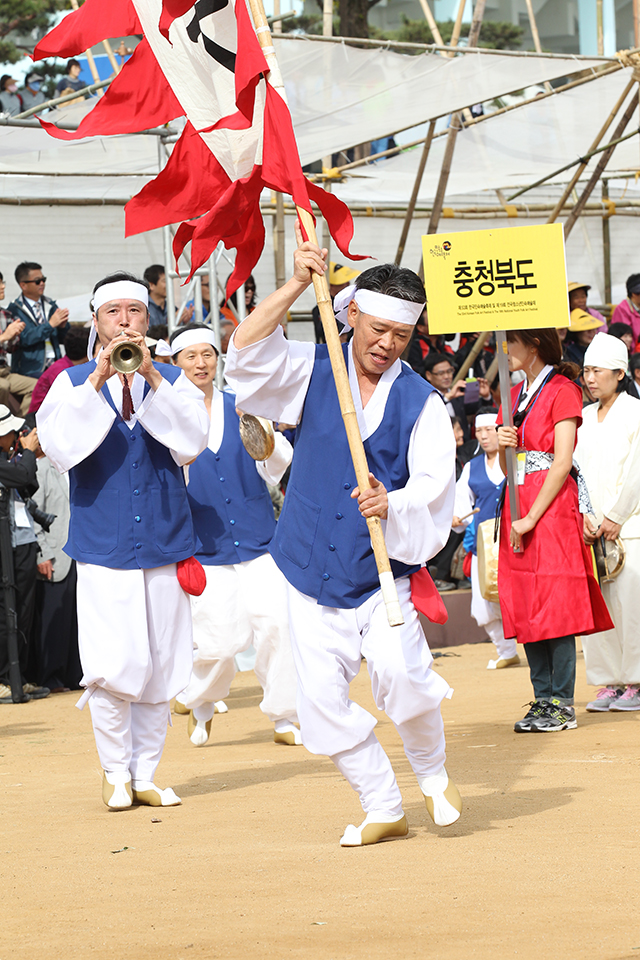 IMG_2012_입장식_(제53회_한국민속예술축제)_92.jpg