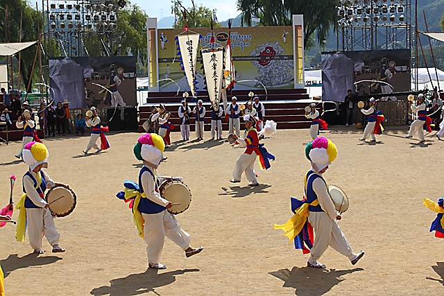 IMG_2014청-10_김제농악과_도둑잽이굿_(제21회_전국청소년민속예술제)_45.jpg