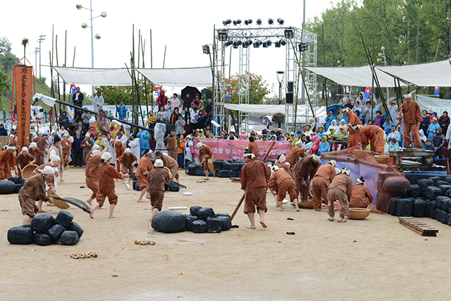 IMG_2015-01_가문동_아끈코지_원담역시_(제56회_한국민속예술축제)_126.jpg