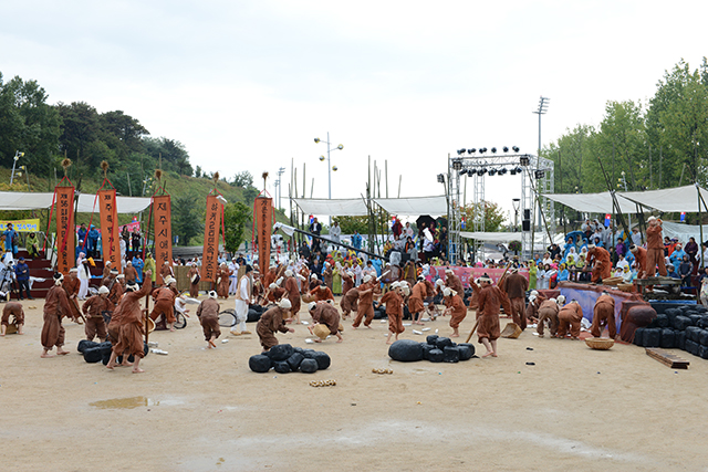 IMG_2015-01_가문동_아끈코지_원담역시_(제56회_한국민속예술축제)_127.jpg