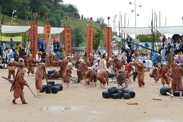 IMG_2015-01_가문동_아끈코지_원담역시_(제56회_한국민속예술축제)_129.jpg