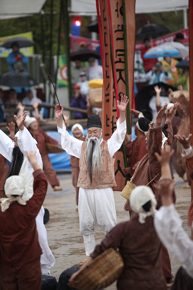 IMG_2015-01_가문동_아끈코지_원담역시_(제56회_한국민속예술축제)_13.jpg