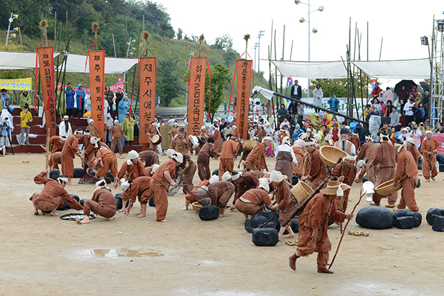 IMG_2015-01_가문동_아끈코지_원담역시_(제56회_한국민속예술축제)_141.jpg