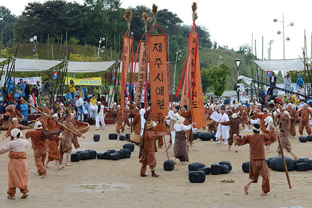 IMG_2015-01_가문동_아끈코지_원담역시_(제56회_한국민속예술축제)_151.jpg