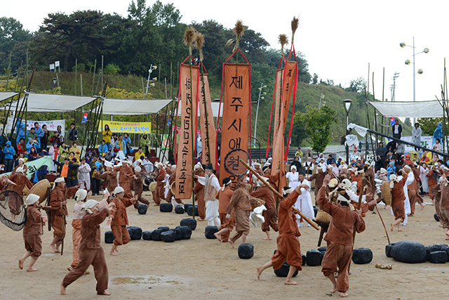 IMG_2015-01_가문동_아끈코지_원담역시_(제56회_한국민속예술축제)_152.jpg