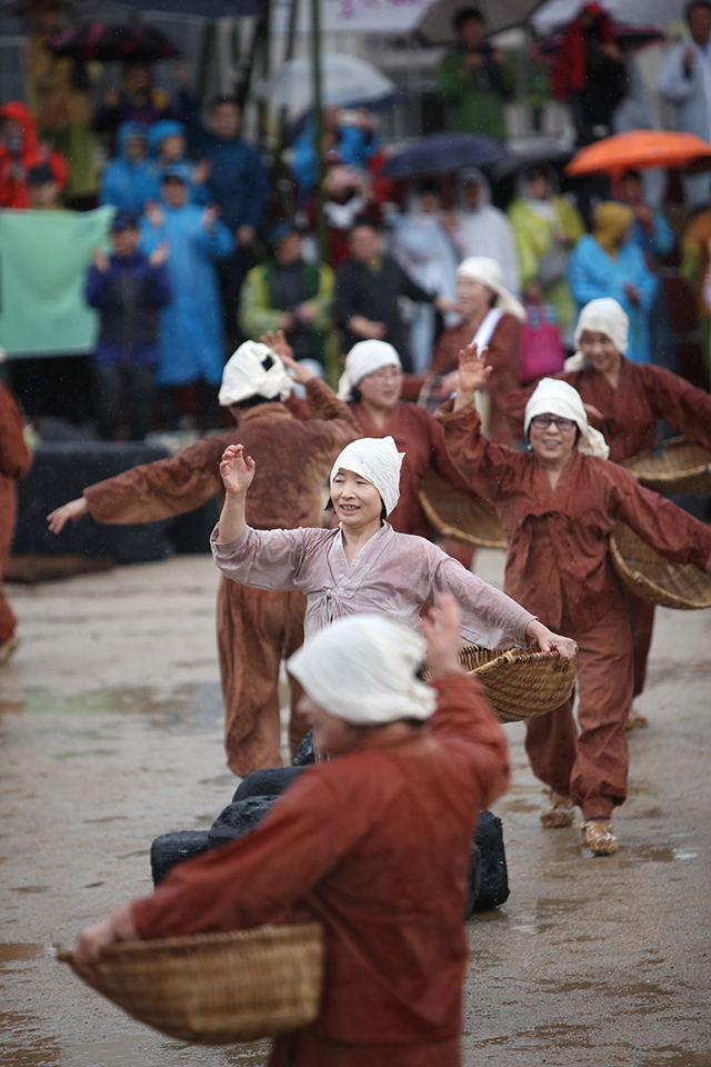 IMG_2015-01_가문동_아끈코지_원담역시_(제56회_한국민속예술축제)_19.jpg