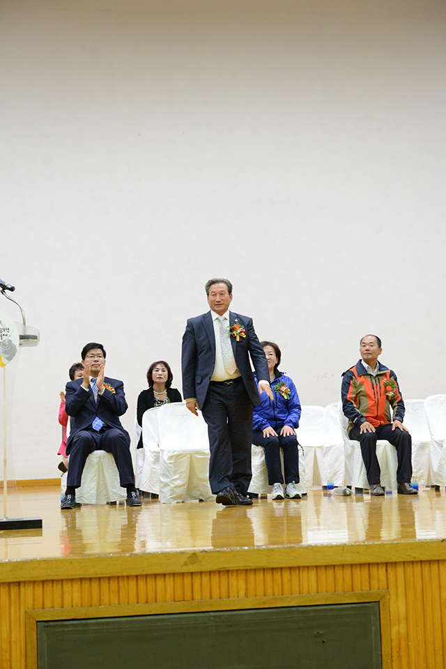 IMG_2015-시상식_및_폐막식_(제56회_한국민속예술축제)_72.jpg