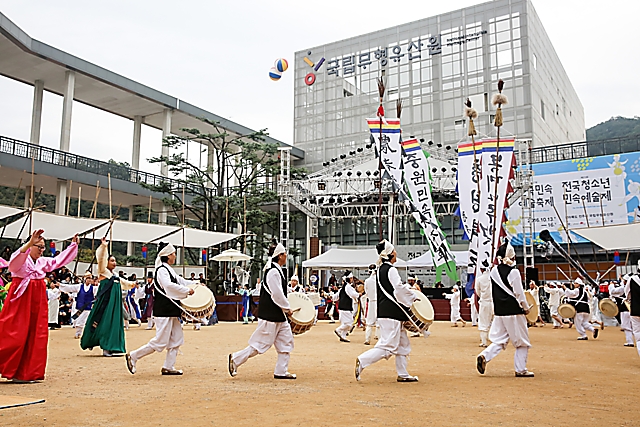 IMG_2016-04_목계나루_뱃소리_(제57회_한국민속예술축제)_04.jpg