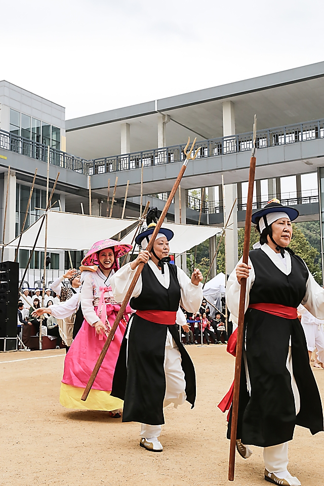 IMG_2016-04_목계나루_뱃소리_(제57회_한국민속예술축제)_40.jpg