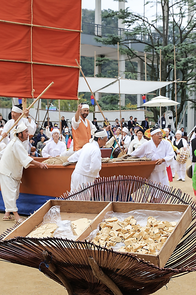 IMG_2016-04_목계나루_뱃소리_(제57회_한국민속예술축제)_48.jpg