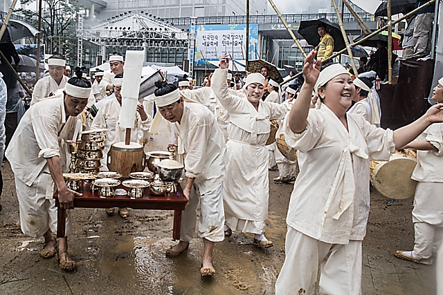 IMG_2016-16_안동제비원성주굿풀이_(제57회_한국민속예술축제)_53.jpg