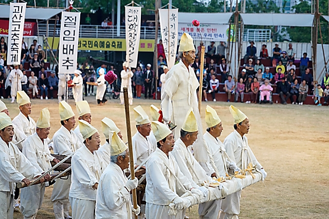 IMG_2017-20_괴산군_여사왕_대도듬_놀이_(제58회_한국민속예술축제)_22.jpg