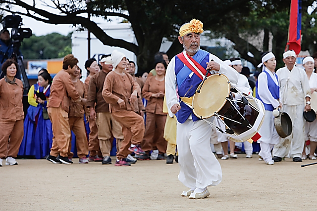 IMG_2018-시상식_(제59회_한국민속예술축제)_08.jpg