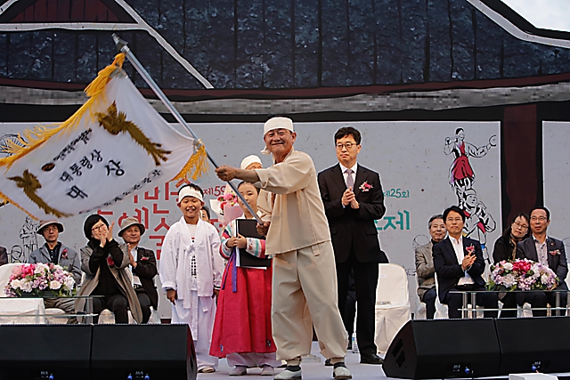 IMG_2018-시상식_(제59회_한국민속예술축제)_100.jpg