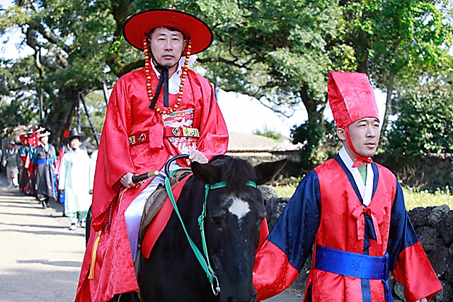 IMG_2018-입장식_및_개막식_(제59회_한국민속예술축제)_19.jpg