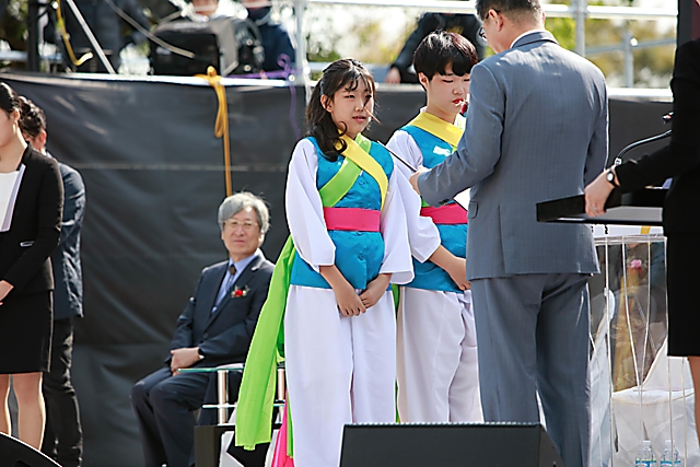 IMG_2018-입장식_및_개막식_(제59회_한국민속예술축제)_48.jpg