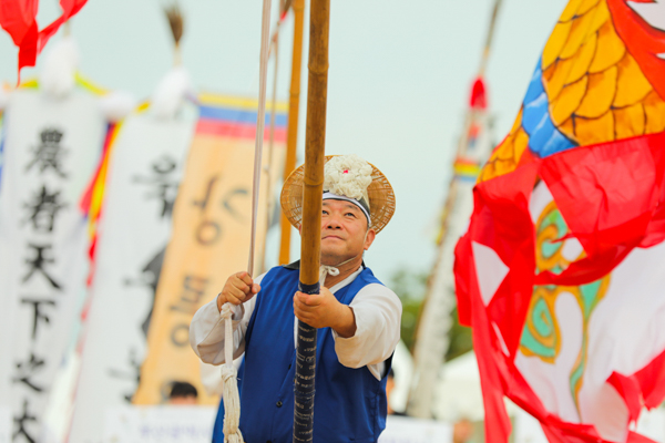 IMG_2023-일반부개막식(제64회_한국민속예술축제)_11.jpg